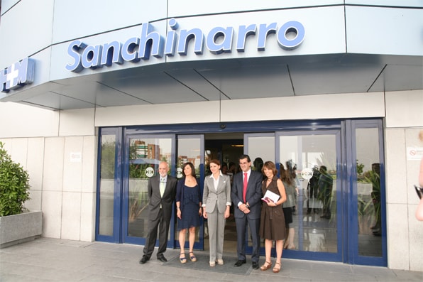 J. De la Serna, Ch. Izquierdo, D. De Cospedal, J. Abarca Cidón y L. García Estévez antes de inaugurar la jornada