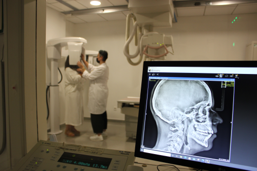 sistema de radiología dental en tres dimensiones 